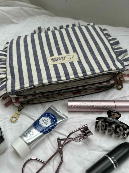 Pochette à volants bleue et blanche
