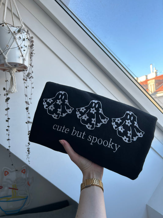 Sweat-shirt « Cute but spooky »